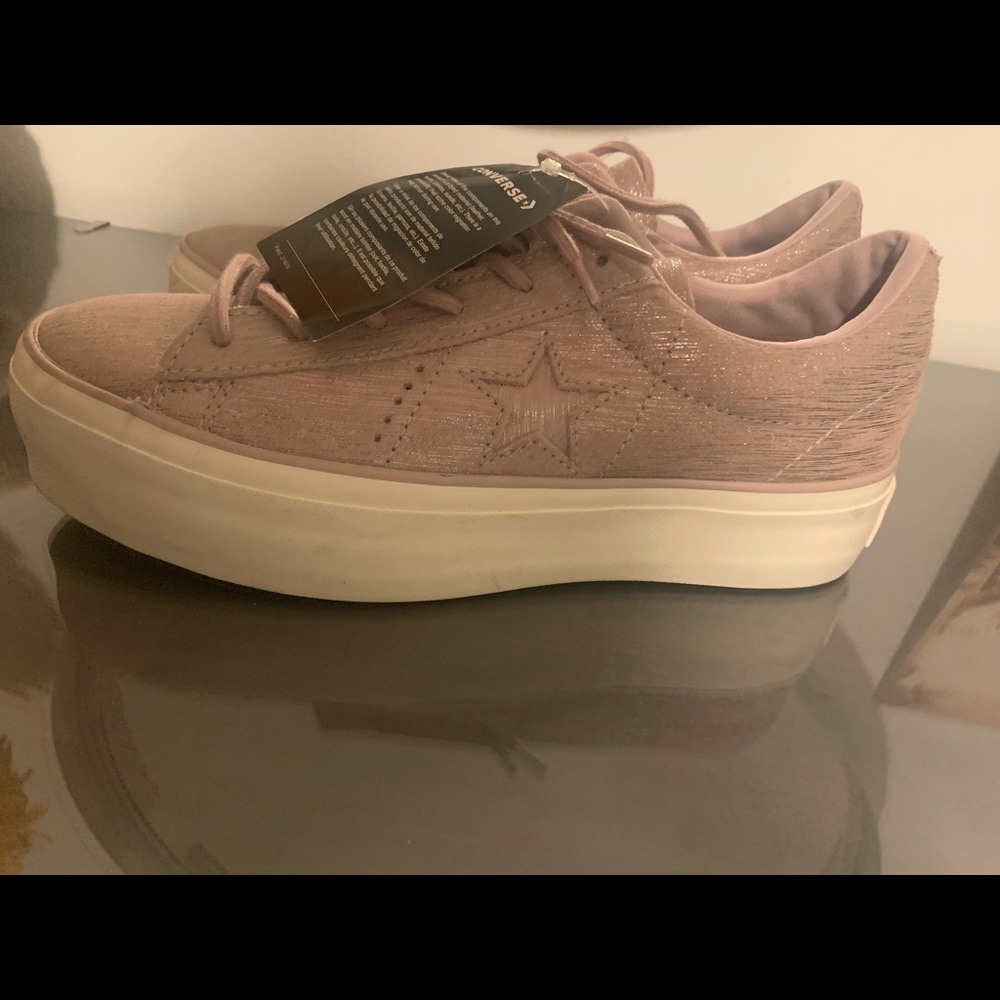 Semi new converse one star sneaker